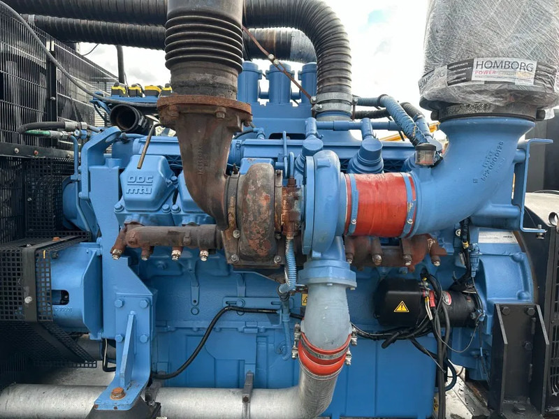 MTU 12V 2000 Stamford 810 kVA generatorset - ערכת גנרטורים: תמונה 3 MTU 12V 2000 Stamford 810 kVA generatorset - ערכת גנרטורים: תמונה 3