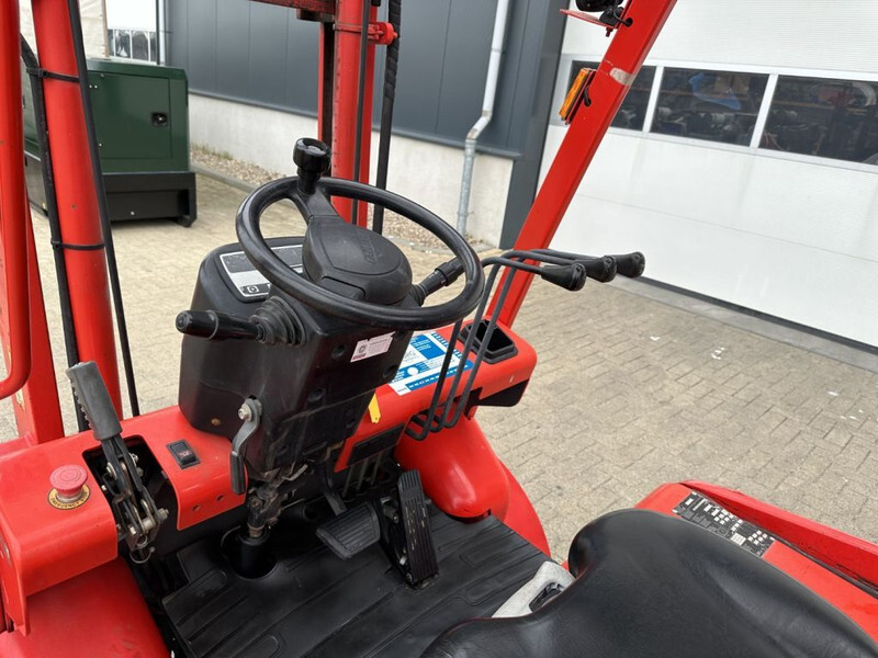 Manitou ME425-80V 2.5 ton Triplex Freelift Sideshift Elektra Heftruck - מלגזה חשמלית: תמונה 5 Manitou ME425-80V 2.5 ton Triplex Freelift Sideshift Elektra Heftruck - מלגזה חשמלית: תמונה 5