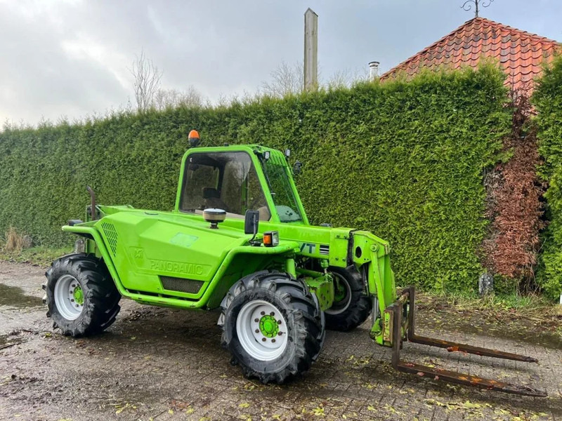 Merlo P35.7 EVT Perkins Diesel 3.5 ton Verreiker - מפעיל טלסקופי: תמונה 1 Merlo P35.7 EVT Perkins Diesel 3.5 ton Verreiker - מפעיל טלסקופי: תמונה 1
