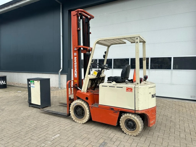 Nissan 2.5 ton Duplex Elektra Heftruck 5 meter hefhoogte - מלגזה חשמלית: תמונה 4 Nissan 2.5 ton Duplex Elektra Heftruck 5 meter hefhoogte - מלגזה חשמלית: תמונה 4