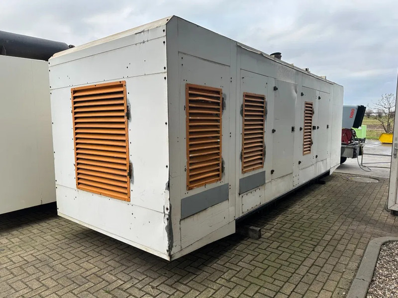 Perkins 4006-23TAG3A Stamford 900 kVA Silent generatorset - ערכת גנרטורים: תמונה 1 Perkins 4006-23TAG3A Stamford 900 kVA Silent generatorset - ערכת גנרטורים: תמונה 1