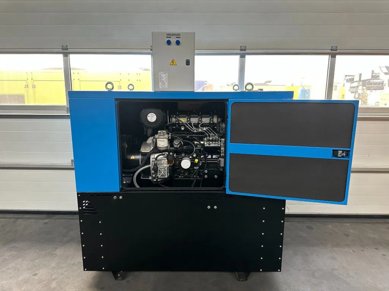 Perkins Leroy Somer 22 kVA Silent noodstroom systeem generatorset NSA ATS New ! - ערכת גנרטורים: תמונה 2 Perkins Leroy Somer 22 kVA Silent noodstroom systeem generatorset NSA ATS New ! - ערכת גנרטורים: תמונה 2