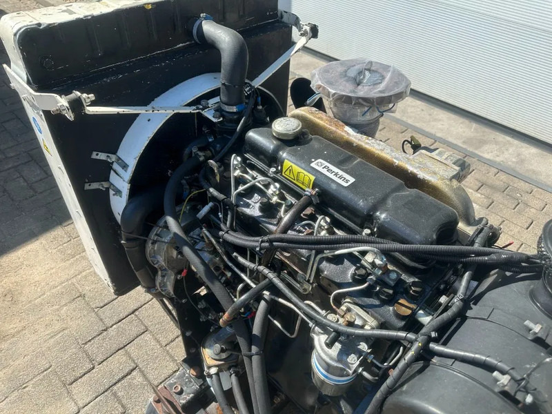 ערכת גנרטורים Perkins T4.236 Stamford 60 kVA generatorset 645 hours !: תמונה 7