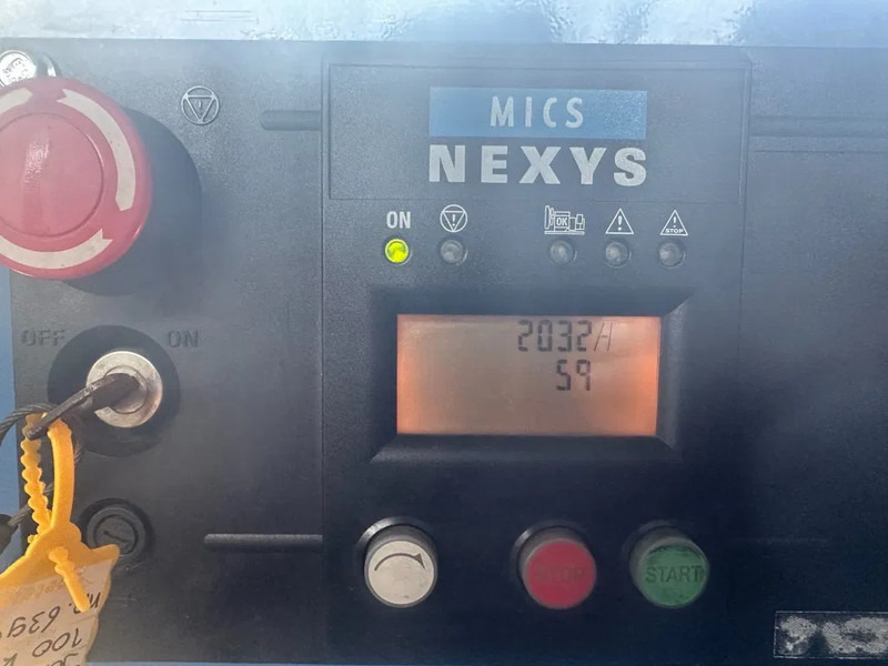 SDMO JS100K John Deere Leroy Somer 100 kVA generatorset - ערכת גנרטורים: תמונה 4 SDMO JS100K John Deere Leroy Somer 100 kVA generatorset - ערכת גנרטורים: תמונה 4