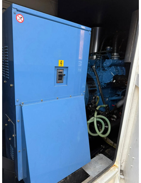 SDMO MTU 12V 2000 Leroy Somer 910 kVA Silent generatorset in 20 ft container - ערכת גנרטורים: תמונה 5 SDMO MTU 12V 2000 Leroy Somer 910 kVA Silent generatorset in 20 ft container - ערכת גנרטורים: תמונה 5