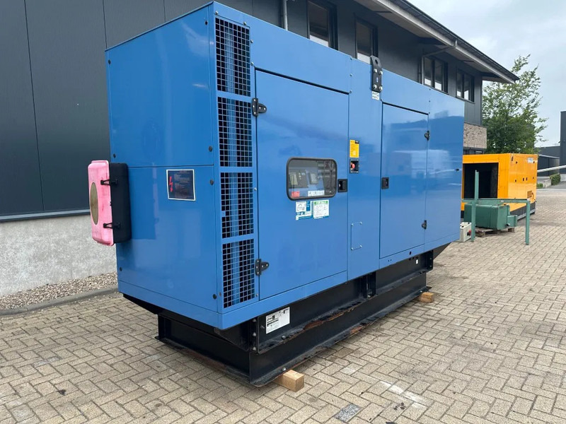 SDMO Volvo TAD 1342GE 440 kVA Silent generatorset - ערכת גנרטורים: תמונה 5 SDMO Volvo TAD 1342GE 440 kVA Silent generatorset - ערכת גנרטורים: תמונה 5