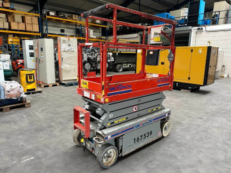 Skyjack SJIII 3219 Elektra Schaarhoogwerker 7.6 meter werkhoogte 21 stuks / pieces - זרוע מרפקי: תמונה 1 Skyjack SJIII 3219 Elektra Schaarhoogwerker 7.6 meter werkhoogte 21 stuks / pieces - זרוע מרפקי: תמונה 1