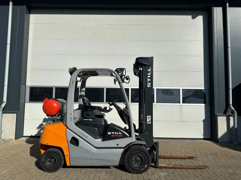 Still RX70-25 T 2.5 ton Duplex Sideshift LPG Heftruck 2020 - מלגזת LPG: תמונה 2 Still RX70-25 T 2.5 ton Duplex Sideshift LPG Heftruck 2020 - מלגזת LPG: תמונה 2