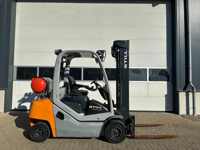 Still RX70-25 T 2.5 ton Duplex Sideshift LPG Heftruck 2020 - מלגזת LPG: תמונה 2 Still RX70-25 T 2.5 ton Duplex Sideshift LPG Heftruck 2020 - מלגזת LPG: תמונה 2