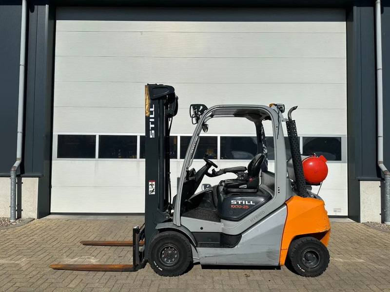 Still RX70-25 T 2.5 ton Duplex Sideshift LPG Heftruck 2020 - מלגזת LPG: תמונה 1 Still RX70-25 T 2.5 ton Duplex Sideshift LPG Heftruck 2020 - מלגזת LPG: תמונה 1