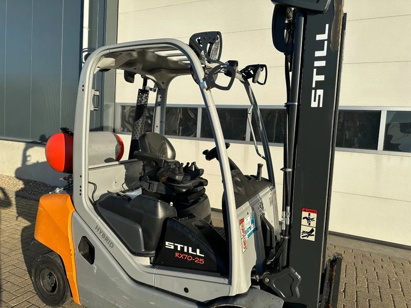 Still RX70-25 T 2.5 ton Duplex Sideshift LPG Heftruck 2020 - מלגזת LPG: תמונה 4 Still RX70-25 T 2.5 ton Duplex Sideshift LPG Heftruck 2020 - מלגזת LPG: תמונה 4