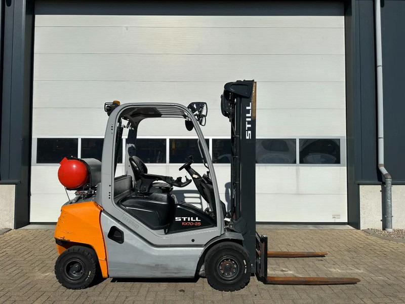 Still RX70-25 T 2.5 ton Duplex Sideshift LPG Heftruck 2020 - מלגזת LPG: תמונה 2 Still RX70-25 T 2.5 ton Duplex Sideshift LPG Heftruck 2020 - מלגזת LPG: תמונה 2