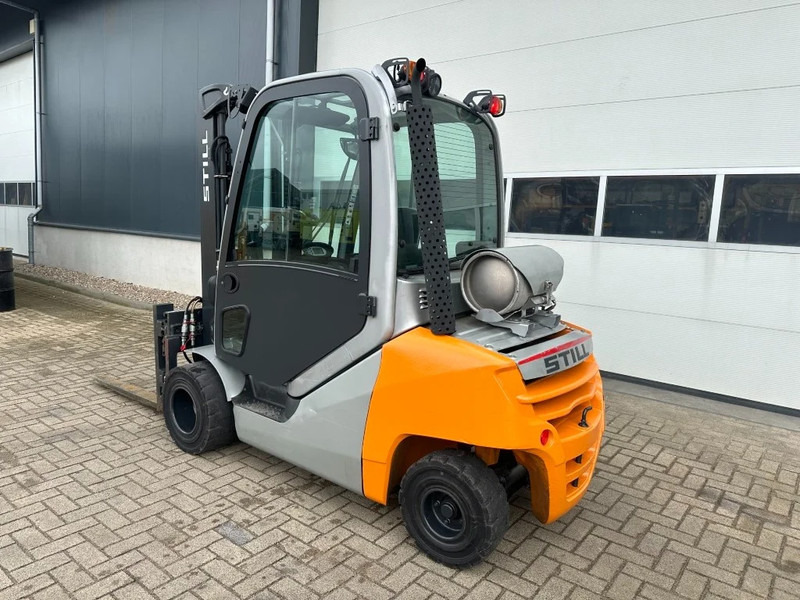 מלגזת LPG Still RX70-30T 3 ton Duplex Freelift Sideshift Positioner Vorkenversteller LPG Heftruck 2017: תמונה 14