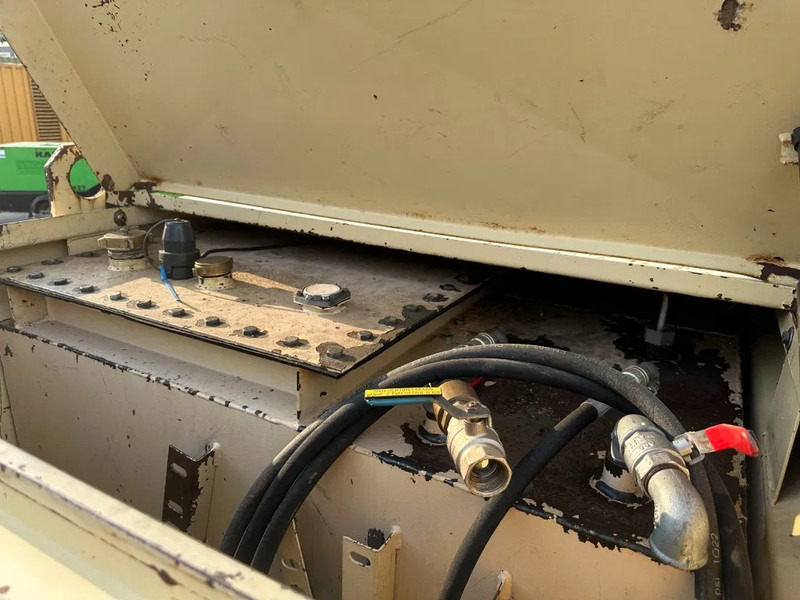 Tolsma Kiwa IBC 3000 liter Dieseltank Milieutank - מכולת משלוח: תמונה 5 Tolsma Kiwa IBC 3000 liter Dieseltank Milieutank - מכולת משלוח: תמונה 5