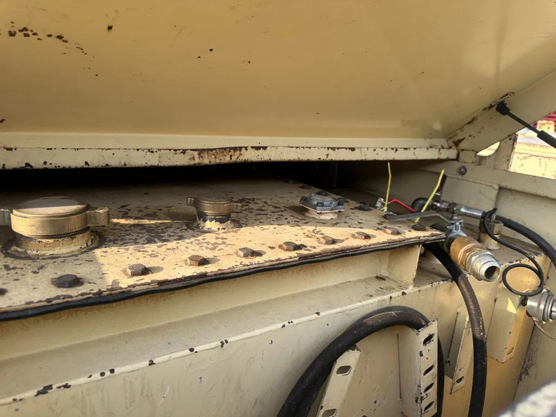 Tolsma Kiwa IBC 3000 liter Dieseltank Milieutank - מכולת משלוח: תמונה 5 Tolsma Kiwa IBC 3000 liter Dieseltank Milieutank - מכולת משלוח: תמונה 5
