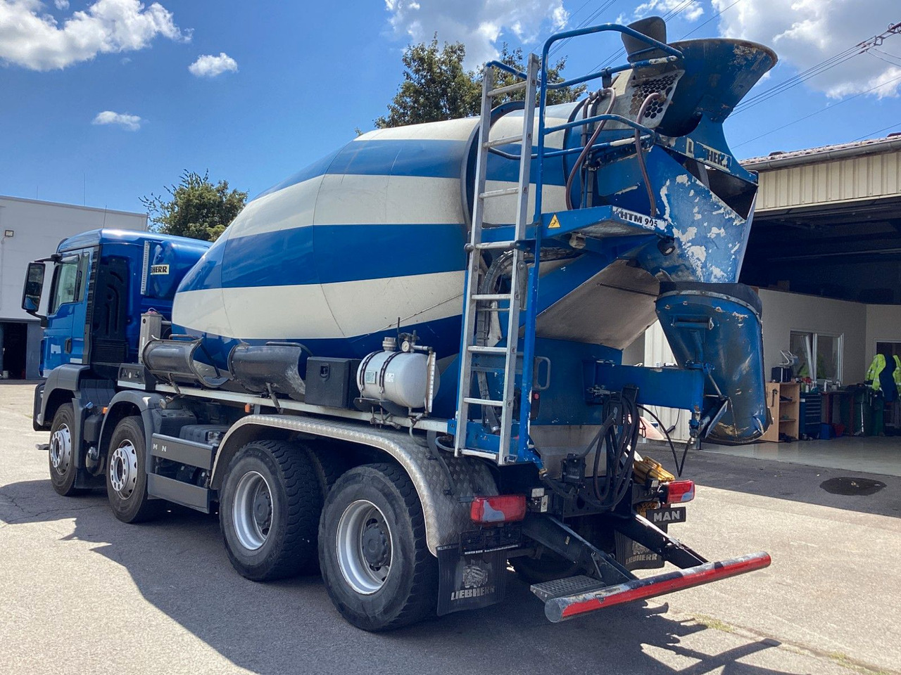 MAN TGS 35.470 8x4 Liebherr HTM905P Intarder Betonmi - משאית מערבלת בטון: תמונה 3 MAN TGS 35.470 8x4 Liebherr HTM905P Intarder Betonmi - משאית מערבלת בטון: תמונה 3