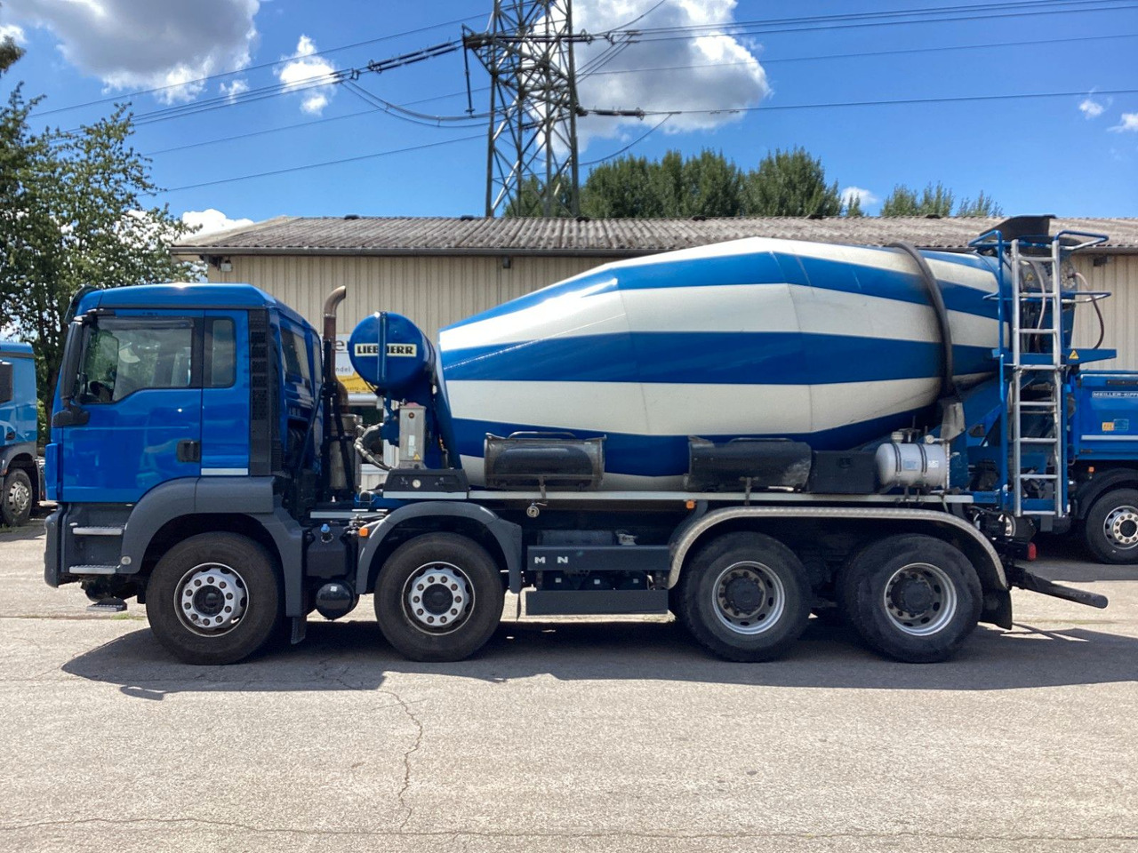 MAN TGS 35.470 8x4 Liebherr HTM905P Intarder Betonmi - משאית מערבלת בטון: תמונה 2 MAN TGS 35.470 8x4 Liebherr HTM905P Intarder Betonmi - משאית מערבלת בטון: תמונה 2