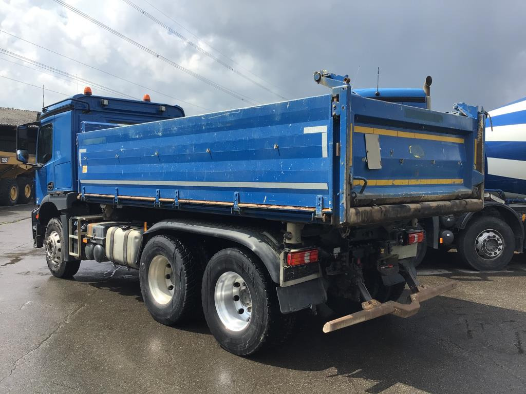 Mercedes Benz Arocs 2643 6×4 Euro 6 - מזהיר: תמונה 3 Mercedes Benz Arocs 2643 6×4 Euro 6 - מזהיר: תמונה 3