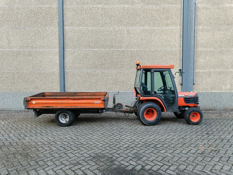 Kubota B2410 met Nimos Kipper - טרקטור גרירה: תמונה 4 Kubota B2410 met Nimos Kipper - טרקטור גרירה: תמונה 4