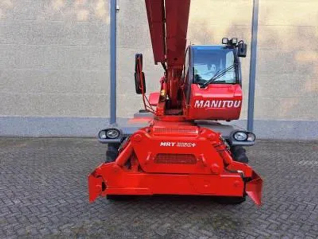 Manitou MRT 2150+ Privilege All-Terrain Rotating Telehandler (2015) - מעמיס: תמונה 2 Manitou MRT 2150+ Privilege All-Terrain Rotating Telehandler (2015) - מעמיס: תמונה 2