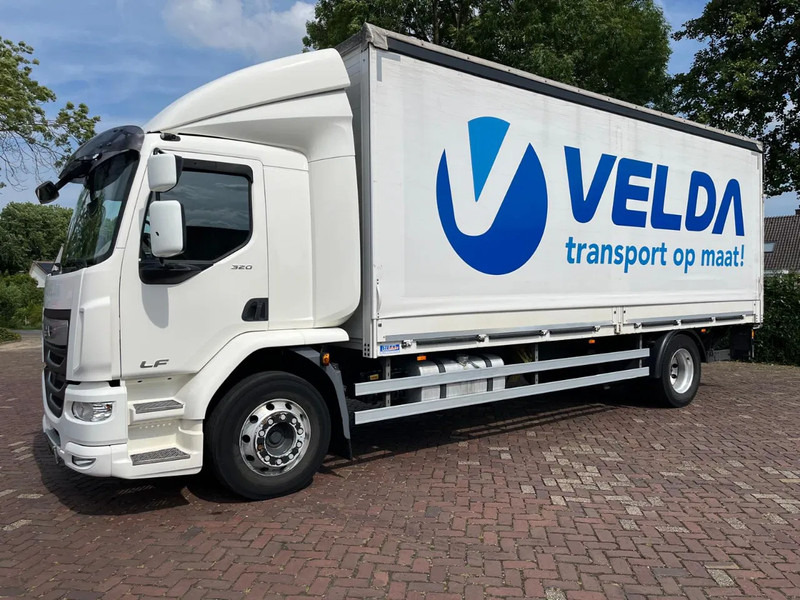 DAF CF 320 FA - משאית תיבה: תמונה 1 DAF CF 320 FA - משאית תיבה: תמונה 1