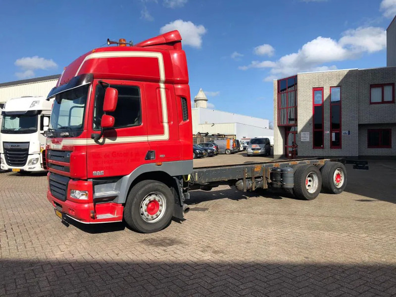 DAF CF 85 FAN CF 85.410 EURO 5 - משאית עם שלדת תא: תמונה 4 DAF CF 85 FAN CF 85.410 EURO 5 - משאית עם שלדת תא: תמונה 4