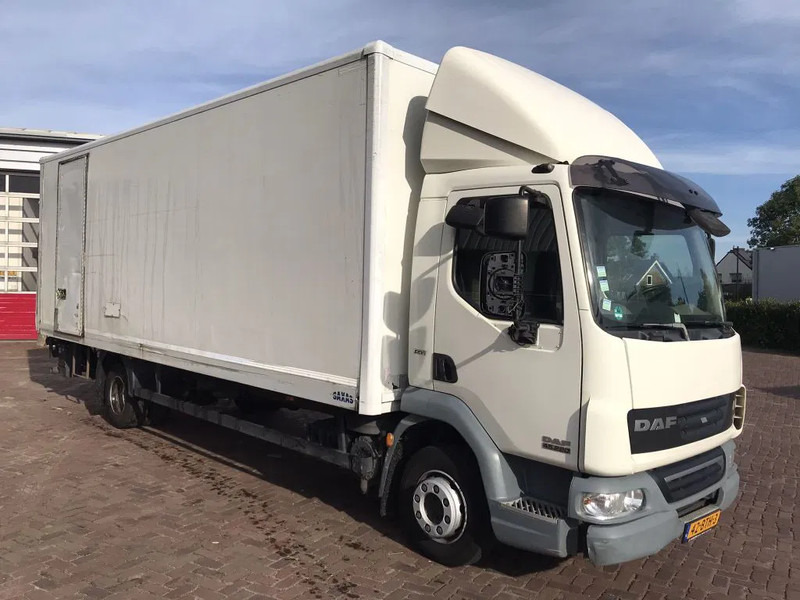 DAF LF 45 12.220 EURO 5 EEV - משאית תיבה: תמונה 1 DAF LF 45 12.220 EURO 5 EEV - משאית תיבה: תמונה 1
