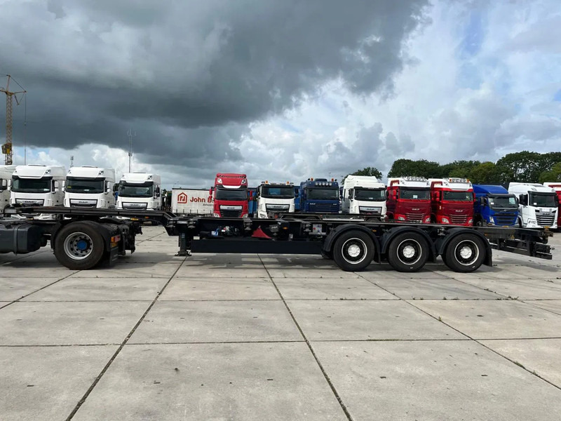 Kögel PORT 40 SIMPLEX 20 - סמיטריילר מוביל מכולות/ החלפת גוף: תמונה 5 Kögel PORT 40 SIMPLEX 20 - סמיטריילר מוביל מכולות/ החלפת גוף: תמונה 5