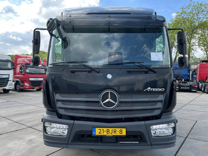 Mercedes-Benz Atego 1218 - משאית תיבה: תמונה 3 Mercedes-Benz Atego 1218 - משאית תיבה: תמונה 3