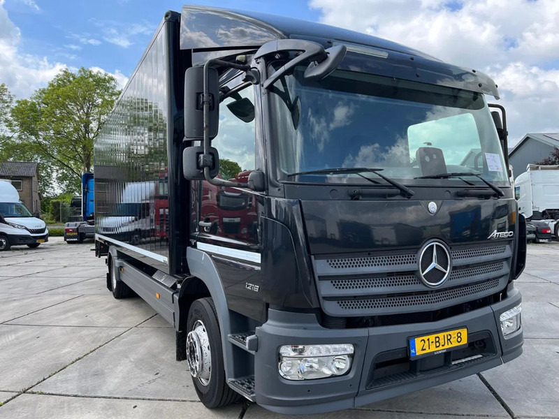 Mercedes-Benz Atego 1218 - משאית תיבה: תמונה 4 Mercedes-Benz Atego 1218 - משאית תיבה: תמונה 4