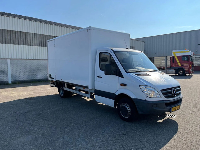 Mercedes-Benz Sprinter 513 2.2 CDI - כלי רכב מסחרי עם תיבה, כלי רכב מסחרי קומבי: תמונה 5 Mercedes-Benz Sprinter 513 2.2 CDI - כלי רכב מסחרי עם תיבה, כלי רכב מסחרי קומבי: תמונה 5