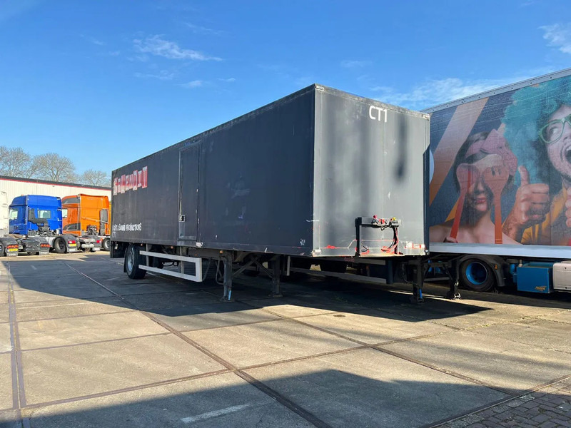 Netam-Fruehauf ONCRK 22110 - סמיטריילר בתיבה סגורה: תמונה 1 Netam-Fruehauf ONCRK 22110 - סמיטריילר בתיבה סגורה: תמונה 1