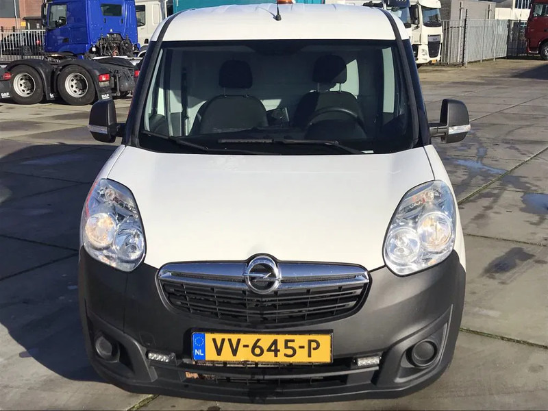 Opel Combo 1.6 CDTI - כלי רכב מסחרי עם לוח: תמונה 2 Opel Combo 1.6 CDTI - כלי רכב מסחרי עם לוח: תמונה 2
