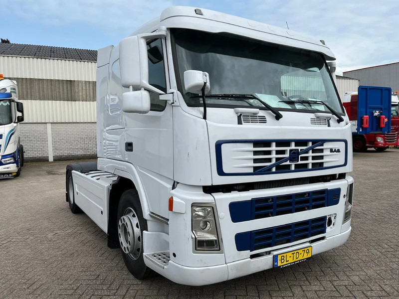 Volvo FM 9 MOTOR DEFECT (motor start wel maar kan niet rijden) - יחידת טרקטור: תמונה 4 Volvo FM 9 MOTOR DEFECT (motor start wel maar kan niet rijden) - יחידת טרקטור: תמונה 4