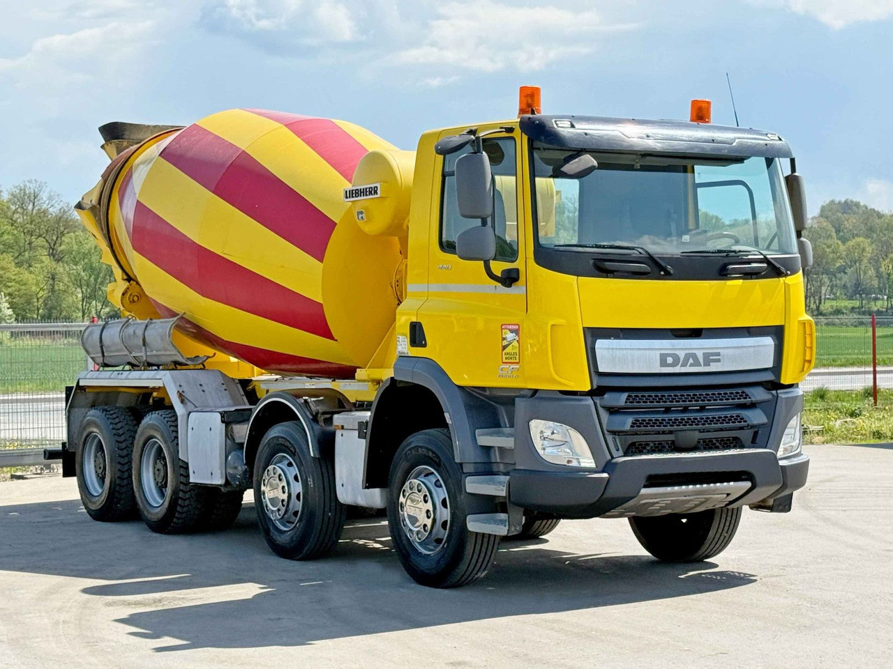 DAF CF 440 * Betonmischer * 8x4 - משאית מערבלת בטון: תמונה 1 DAF CF 440 * Betonmischer * 8x4 - משאית מערבלת בטון: תמונה 1