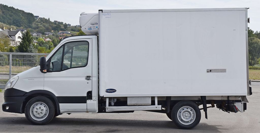Iveco DAILY 35S13* Kühlkoffer 2,00 m * TOPZUSTAND Iveco DAILY 35S13 * Kühlkoffer * TOPZUSTAND - משאית קירור, משאית מנוף: תמונה 4 Iveco DAILY 35S13* Kühlkoffer 2,00 m * TOPZUSTAND Iveco DAILY 35S13 * Kühlkoffer * TOPZUSTAND - משאית קירור, משאית מנוף: תמונה 4
