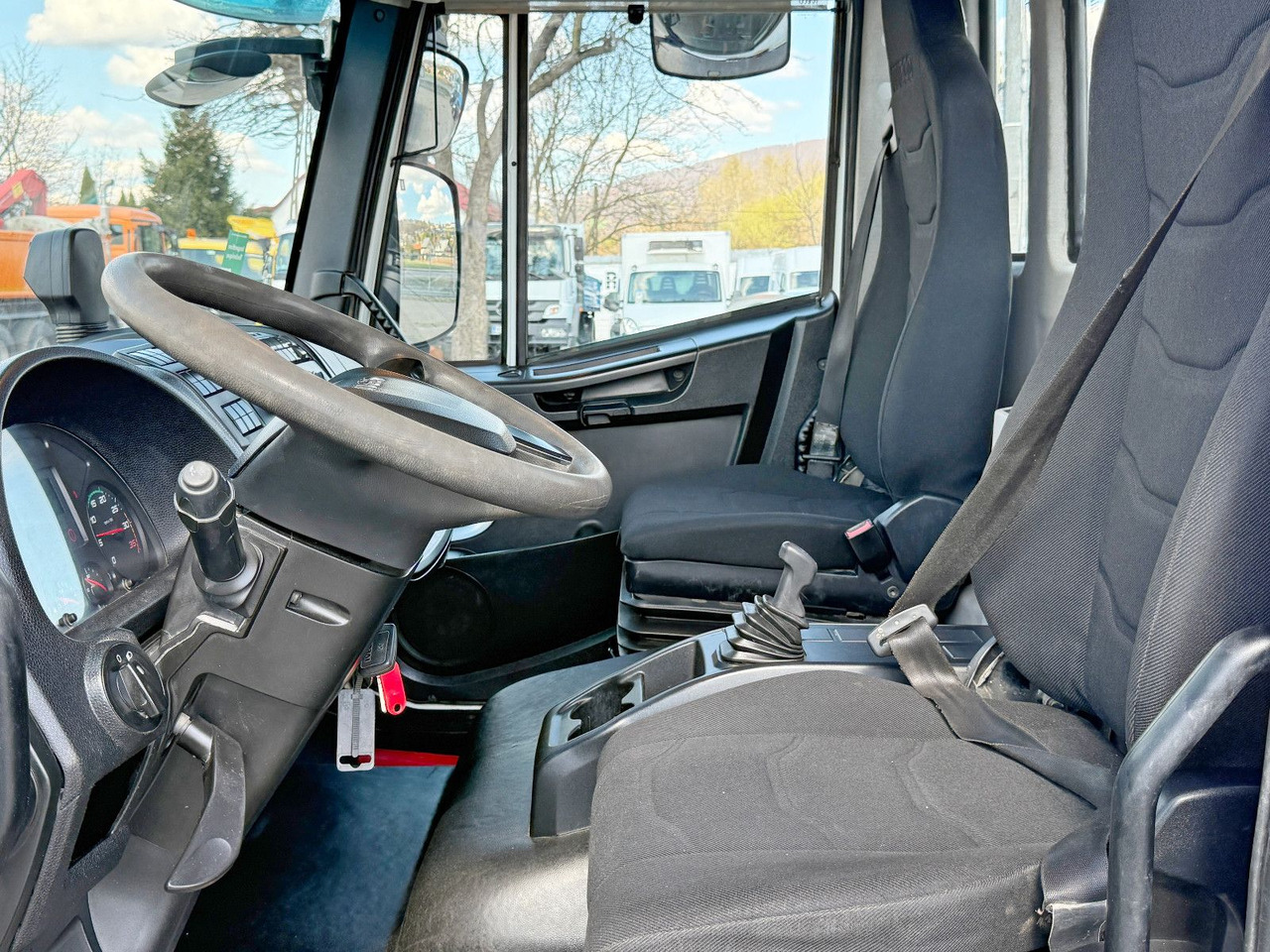 משאית מנוף Iveco Eurocargo 100-220 *PC 1500 A * TOPZUSTAND: תמונה 12