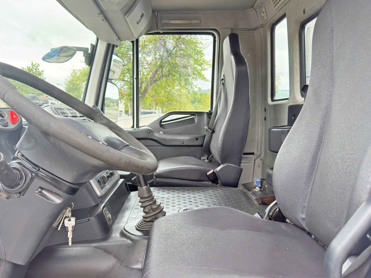 מזהיר, משאית מנוף Iveco STRALIS 330 *HIAB 144 BS-3 HIDUO* TOPZUSTAND: תמונה 9