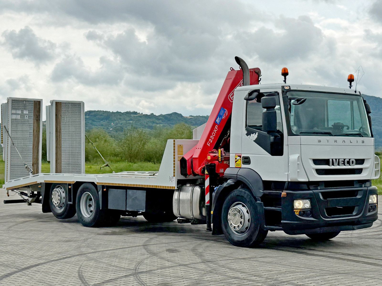 Iveco Stralis 310 * FASSI F230AXP.22 + FUNK * TOP - משאית גרירה: תמונה 5 Iveco Stralis 310 * FASSI F230AXP.22 + FUNK * TOP - משאית גרירה: תמונה 5