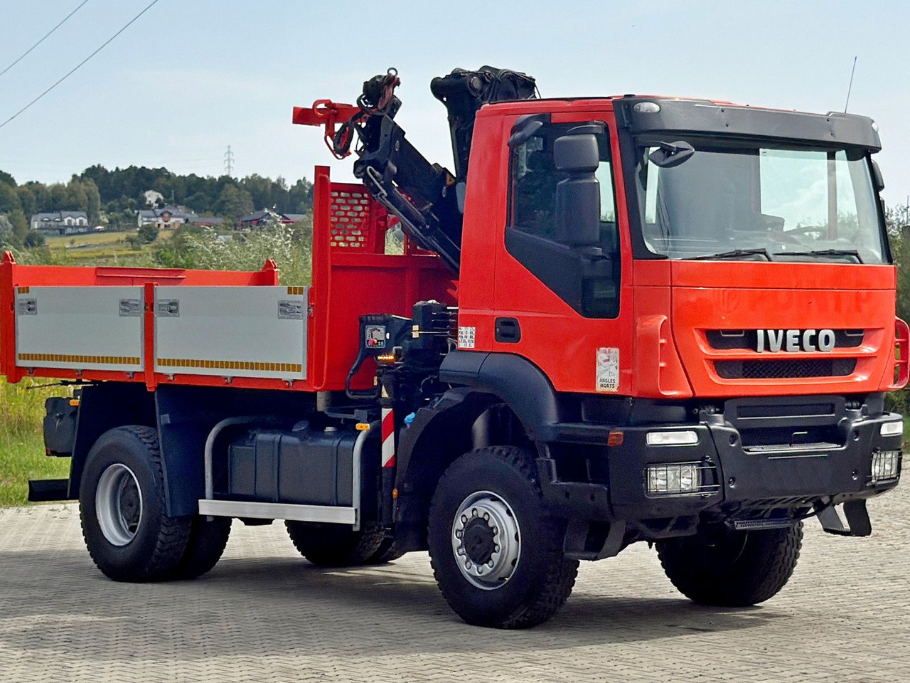 Iveco TRAKKER 190T36 * HIAB 111 ES-2 HIDUO * 4x4 * TOP - משאית מנוף: תמונה 3 Iveco TRAKKER 190T36 * HIAB 111 ES-2 HIDUO * 4x4 * TOP - משאית מנוף: תמונה 3