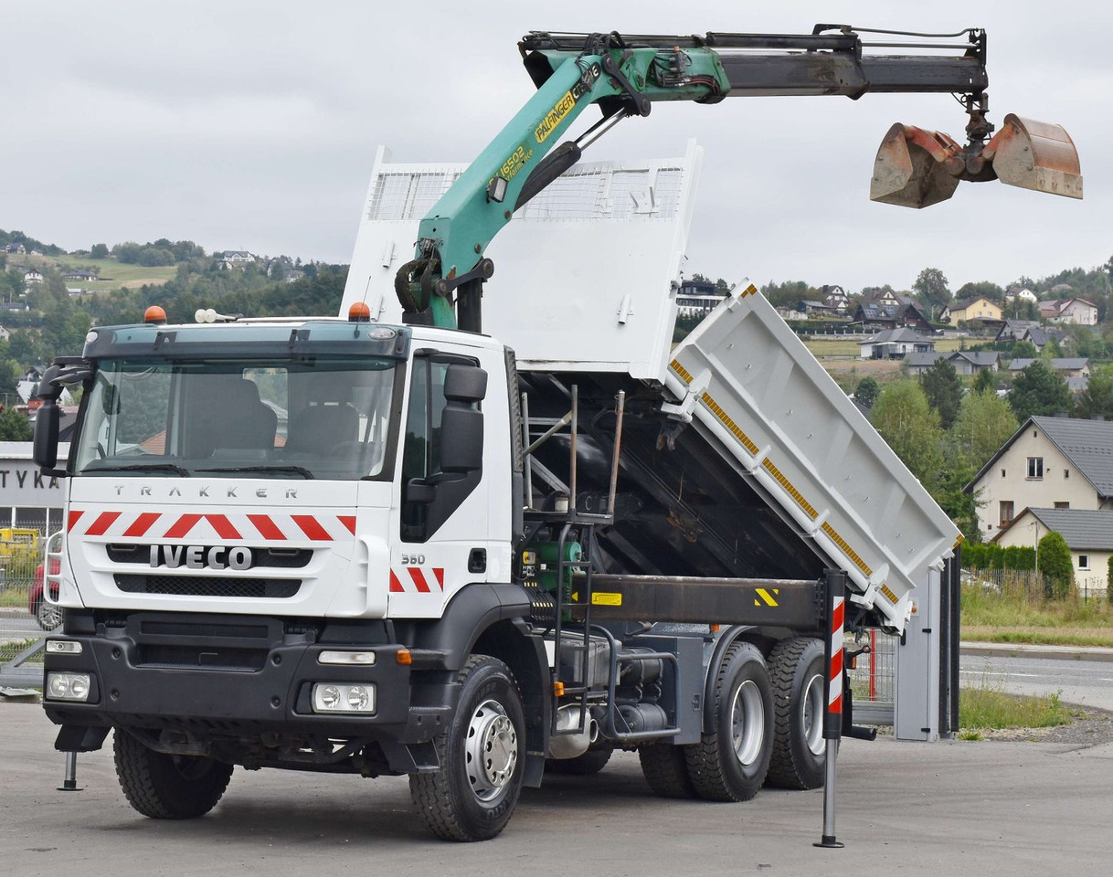 Iveco TRAKKER 360 * Kipper 5,20m* PK 16502 / FUNK*6x4 - משאית מנוף: תמונה 3 Iveco TRAKKER 360 * Kipper 5,20m* PK 16502 / FUNK*6x4 - משאית מנוף: תמונה 3