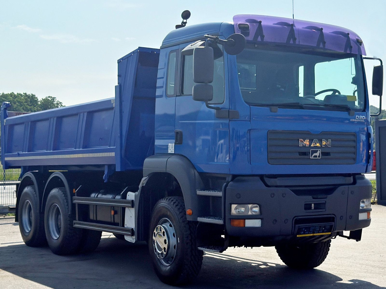 MAN TGA 33.350 * BORDMATIC *6x4 * TOPZUSTAND - מזהיר, משאית מנוף: תמונה 4 MAN TGA 33.350 * BORDMATIC *6x4 * TOPZUSTAND - מזהיר, משאית מנוף: תמונה 4
