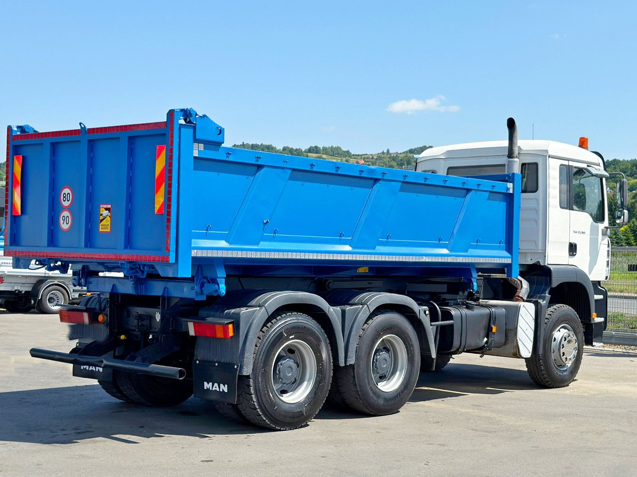 הַחכָּרָה MAN TGA 33.360 * KIPPER 5,20 m + BORDMATIC / 6x4*TOP MAN TGA 33.360 * KIPPER 5,20 m + BORDMATIC / 6x4*TOP: תמונה 7 הַחכָּרָה MAN TGA 33.360 * KIPPER 5,20 m + BORDMATIC / 6x4*TOP MAN TGA 33.360 * KIPPER 5,20 m + BORDMATIC / 6x4*TOP: תמונה 7