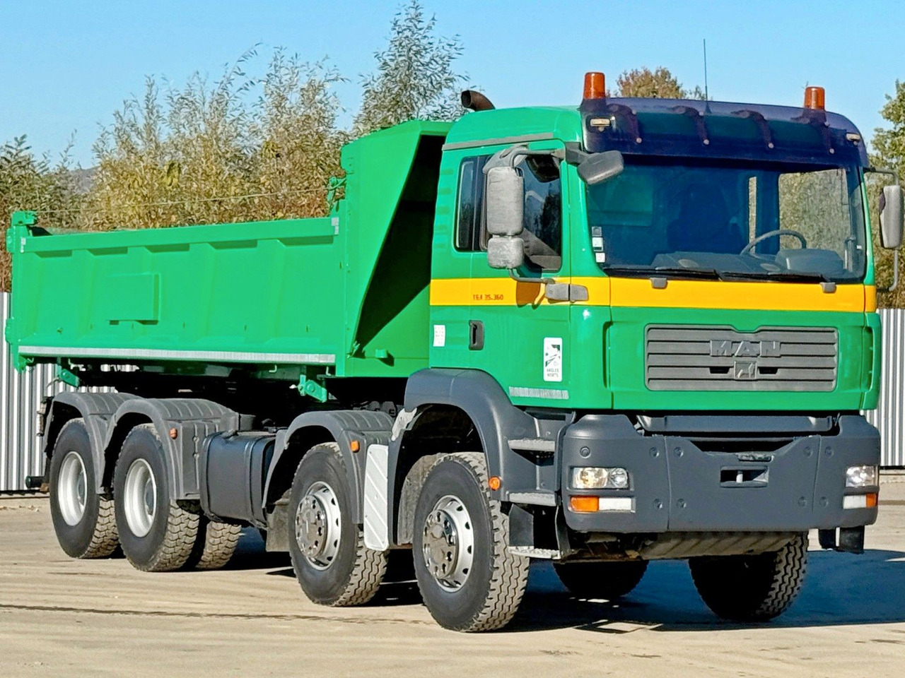MAN TGA 35.360 * KIPPER 6,10 m + BORDMATIC / 8x4*TOP - מזהיר, משאית מנוף: תמונה 3 MAN TGA 35.360 * KIPPER 6,10 m + BORDMATIC / 8x4*TOP - מזהיר, משאית מנוף: תמונה 3