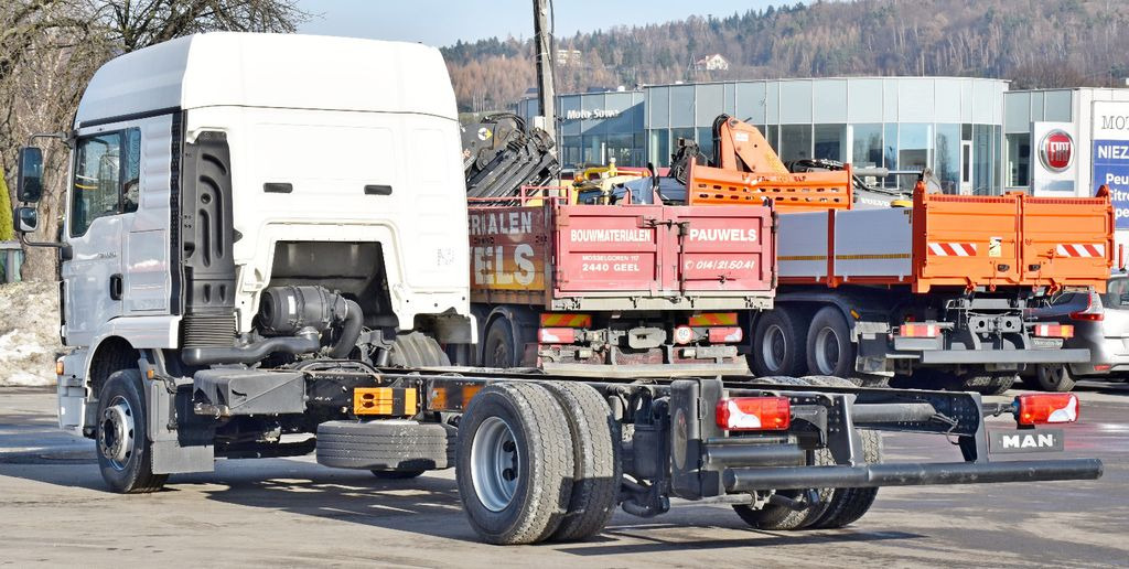 MAN TGM 12.290* FAHRGESTELL 6,30 m * TOPZUSTAND - משאית עם שלדת תא: תמונה 4 MAN TGM 12.290* FAHRGESTELL 6,30 m * TOPZUSTAND - משאית עם שלדת תא: תמונה 4
