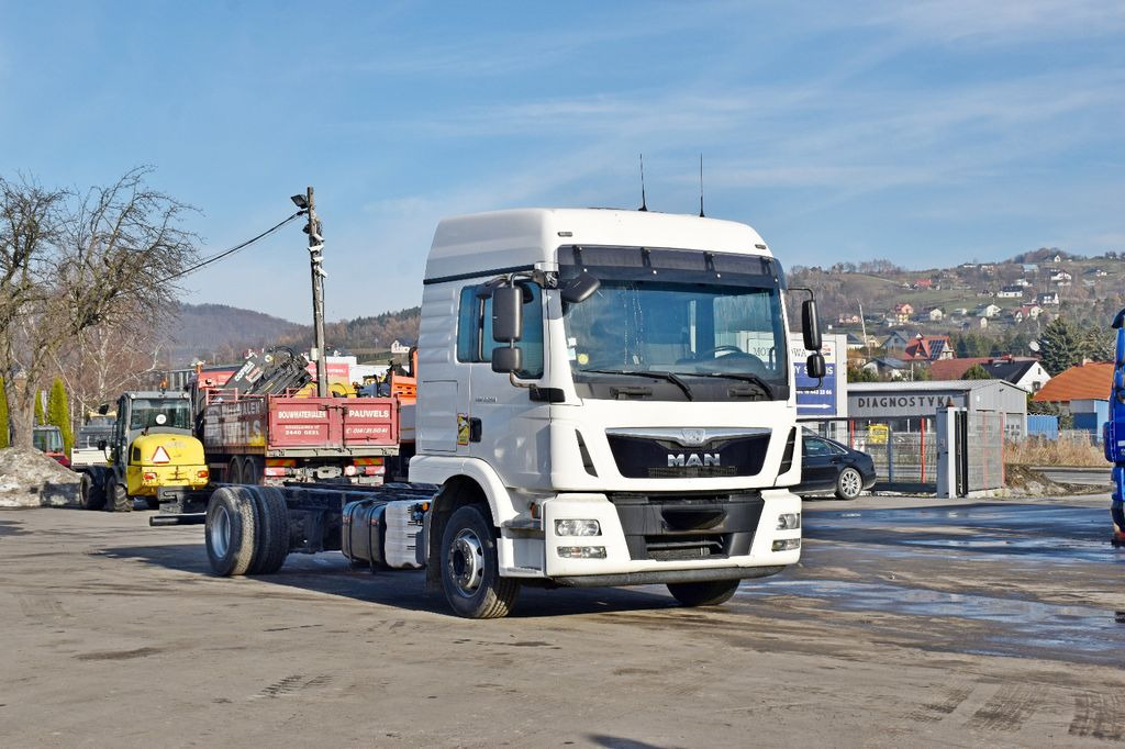 MAN TGM 12.290* FAHRGESTELL 6,30 m * TOPZUSTAND - משאית עם שלדת תא: תמונה 1 MAN TGM 12.290* FAHRGESTELL 6,30 m * TOPZUSTAND - משאית עם שלדת תא: תמונה 1