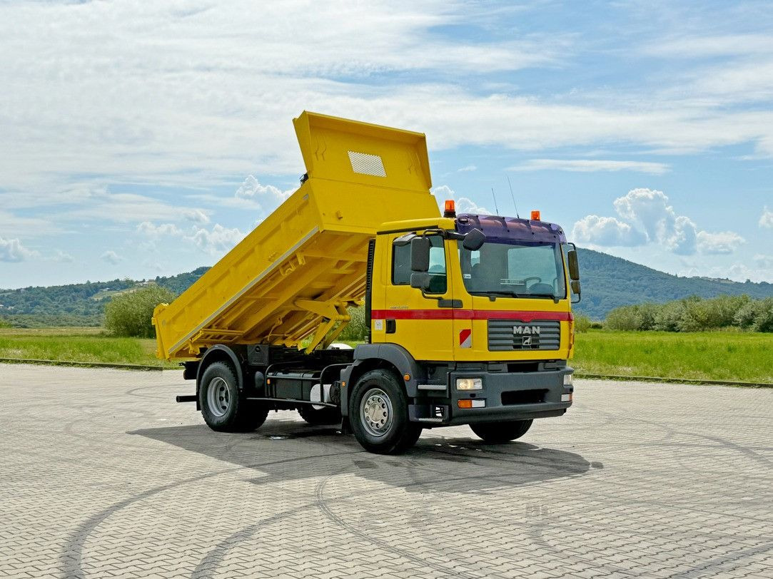 MAN TGM 15.240 * KIPPER 4,30 m + BORDMATIC - מזהיר, משאית מנוף: תמונה 2 MAN TGM 15.240 * KIPPER 4,30 m + BORDMATIC - מזהיר, משאית מנוף: תמונה 2