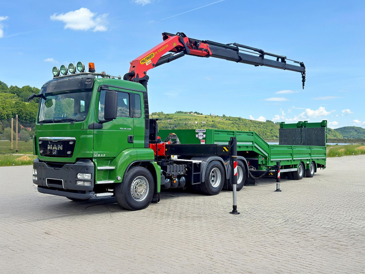 MAN TGS 26.440*Anhänger 10,35m + PK 33002-EH C/FUNK - משאית מנוף: תמונה 2 MAN TGS 26.440*Anhänger 10,35m + PK 33002-EH C/FUNK - משאית מנוף: תמונה 2