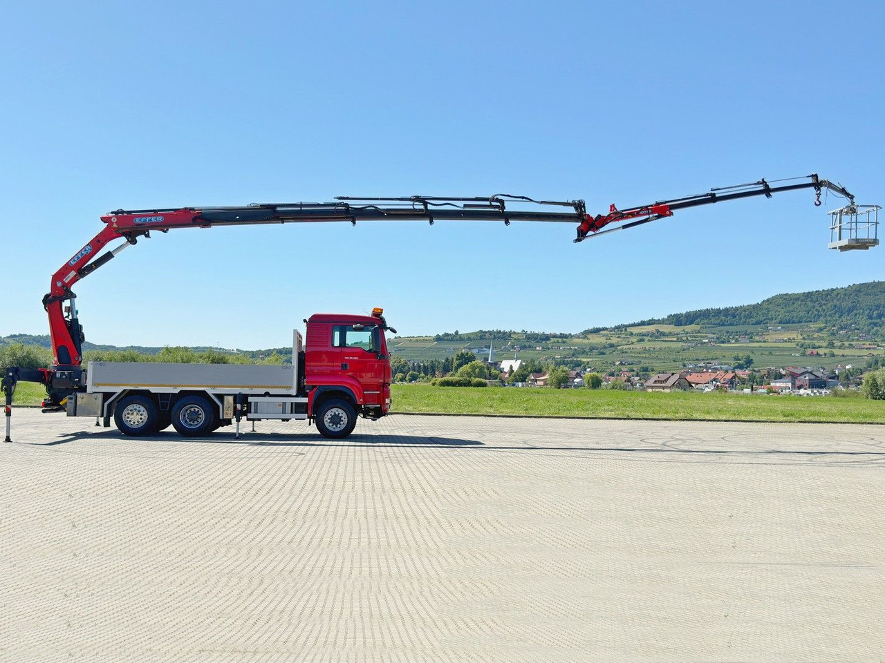 MAN TGS 28.480 * EFFER 255/5S + JIB 3S + FUNK * TOP - משאית מנוף: תמונה 5 MAN TGS 28.480 * EFFER 255/5S + JIB 3S + FUNK * TOP - משאית מנוף: תמונה 5
