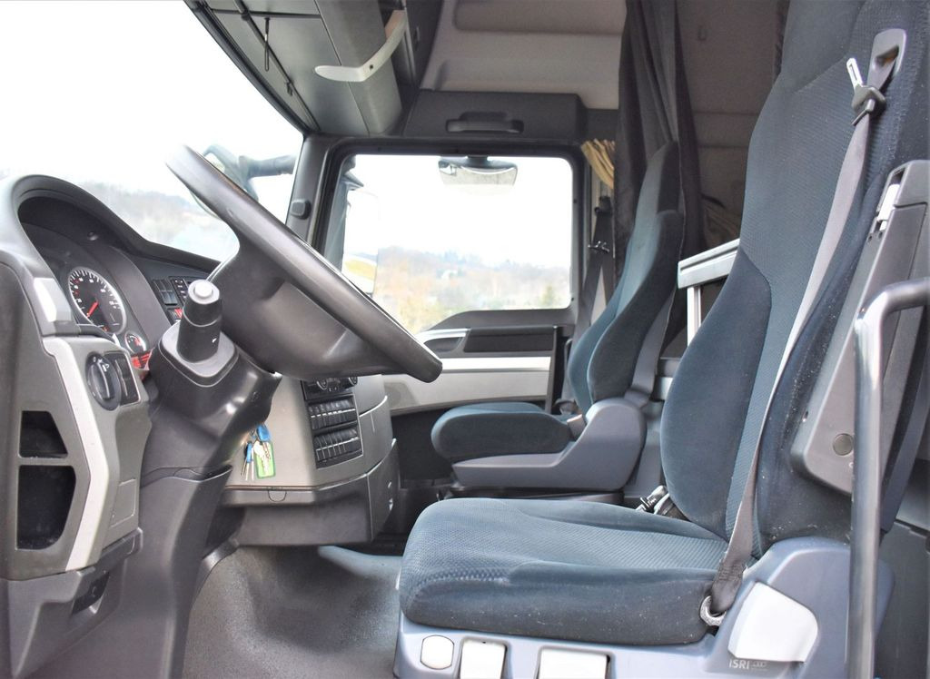 MAN TGX 18.440 Fahrgestell 7,00m + Anhänger 6,90m MAN TGX 18.440 Fahrgestell 7,00m + Anhänger 6,90m - משאית עם שלדת תא, משאית מנוף: תמונה 5 MAN TGX 18.440 Fahrgestell 7,00m + Anhänger 6,90m MAN TGX 18.440 Fahrgestell 7,00m + Anhänger 6,90m - משאית עם שלדת תא, משאית מנוף: תמונה 5